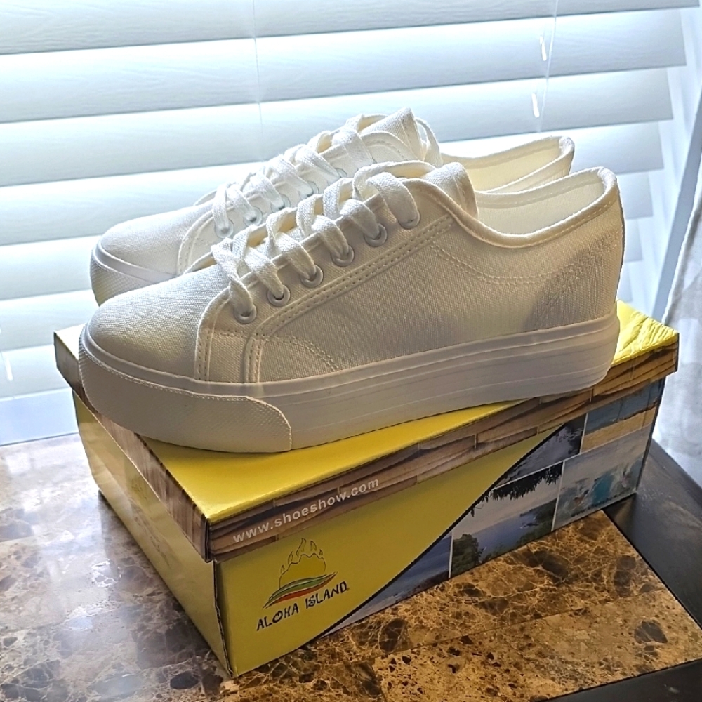 🆕️ Aloha Island Classic White Sneakers